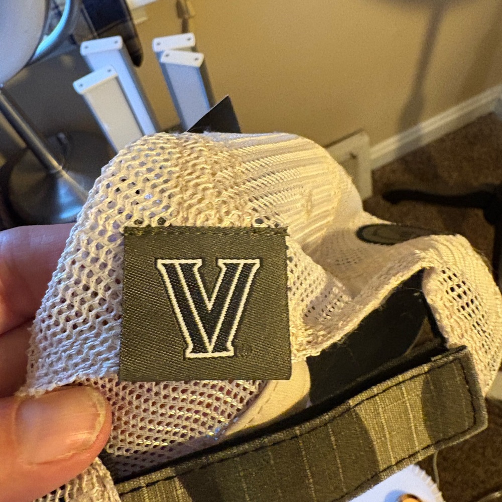 Top of the World Villanova Wildcats OHT Camo Meshback Adjustable Hat - Picture 6 of 9